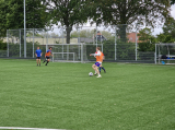 Laatste training S.K.N.W.K. JO19-1 van donderdag 30 mei 2024 (25/136)